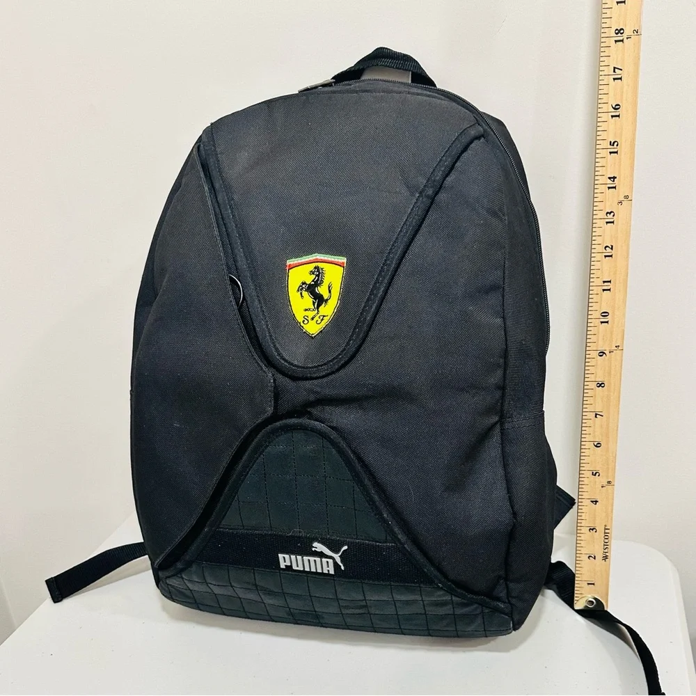 Authentic PUMA x Scuderia Ferrari Pilota‎ Backpack Black Racing Bag SF Vintage